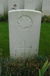 Canada Cemetery Tilloy Les Cambrai - Burrows, F